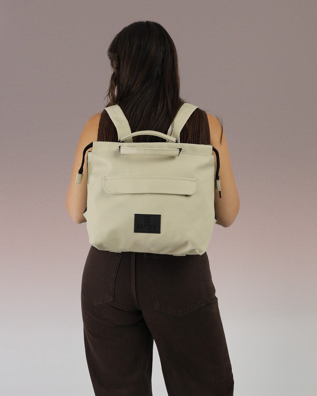 תיק גב בעיצוב מינימליסטי למחשב נייד, טבעוני, איכותי, בצבע קרם, מושלם לעיר, משרד, אוניברסיטה או טיולים