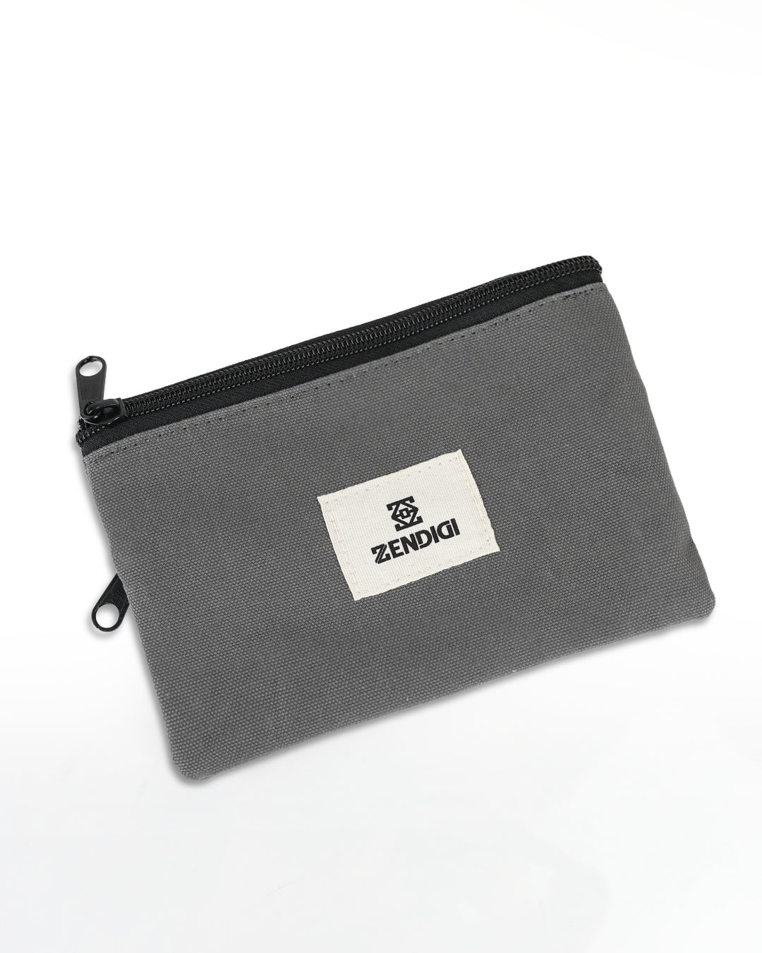 גב ארנק צוקו אפור קנבס, עיצוב נקי ומינימליסטי, בעבודת יד בייצור ישראלי.