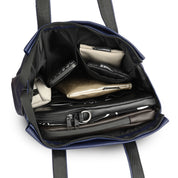 תיק צד נינה, מבט על החלוקה הפנימית, תיק מלא בקלמר, טלפון, אייפד ולפטופ 14 אינץ׳