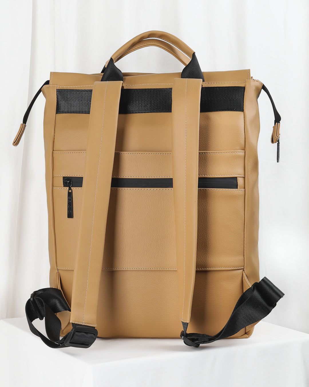 מילאנו - תיק לנשים | תיק לגברים | תיק גב למחשב | תיק ללפטופ | תיק טבעוני | תיק גב | תיק סטודנט לעבודה | תיק ללימודים | תיק גב לגבר | תיקים לנשים תיק גב לנשים