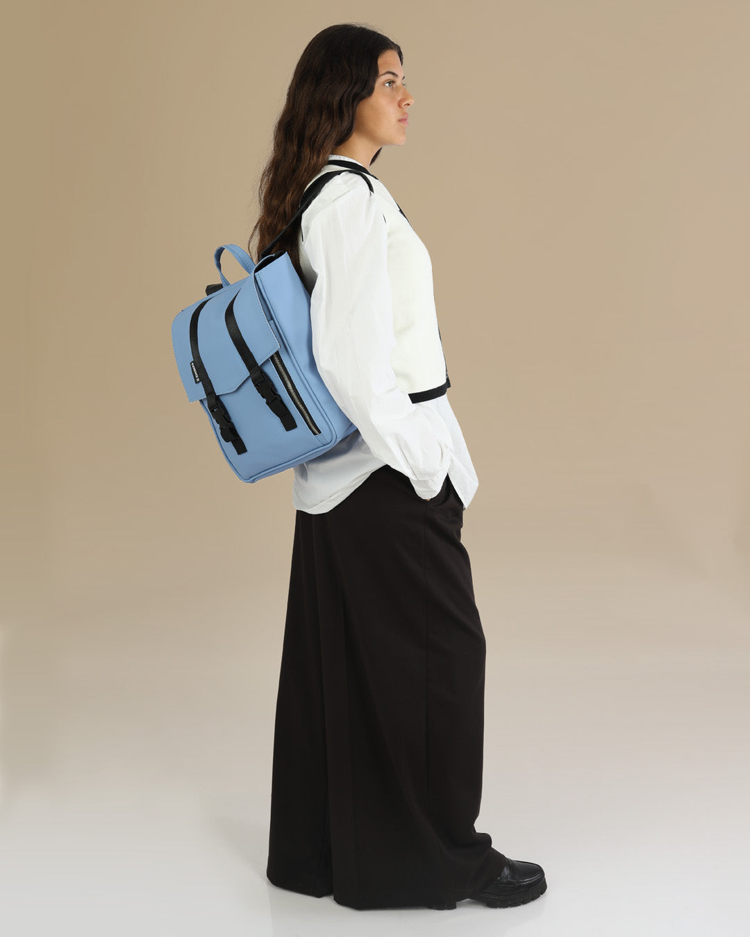 מיני טוקיו אוקיינוס, תיק גב למחשב נייד קטן מושלם ליום עבודה ולימודים על דוגמנית.