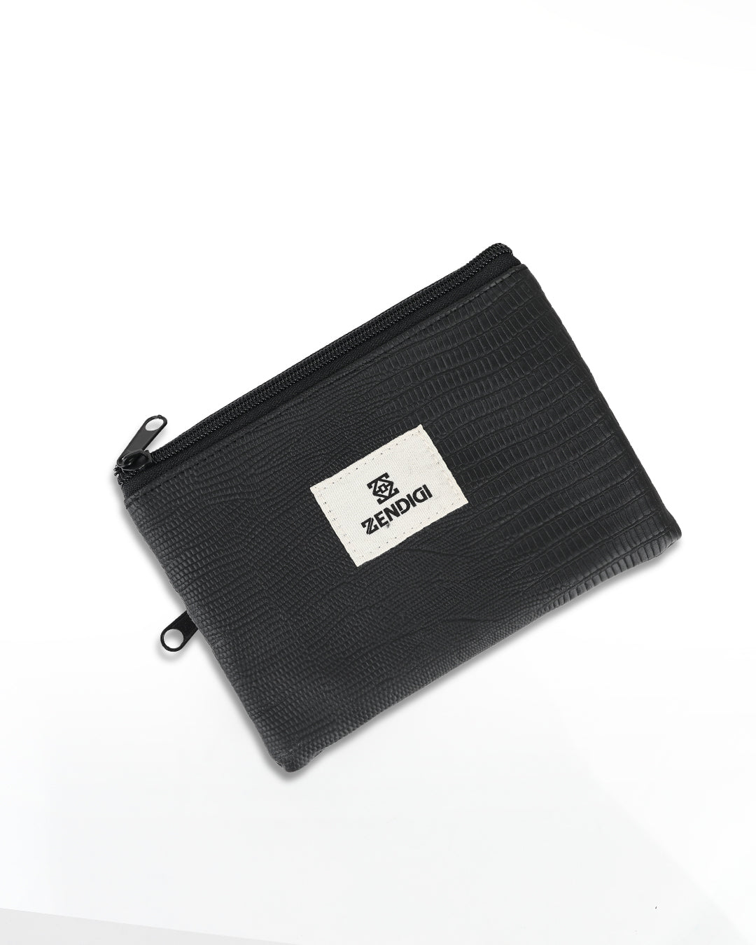 גב ארנק צוקו שחור רוקו, עיצוב נקי ומינימליסטי, בעבודת יד בייצור ישראלי.