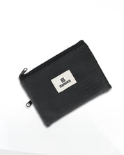 גב ארנק צוקו שחור רוקו, עיצוב נקי ומינימליסטי, בעבודת יד בייצור ישראלי.