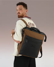 תיק גב מילאנו חום ושחור, תיק גב עשוי בד קנבס איטלקי איכותי ודמוי עור טבעוני, תיק טוב ואיכותי עם ריפוד למחשב הנייד, תיק גב לסטודנטים והייטקיסטים