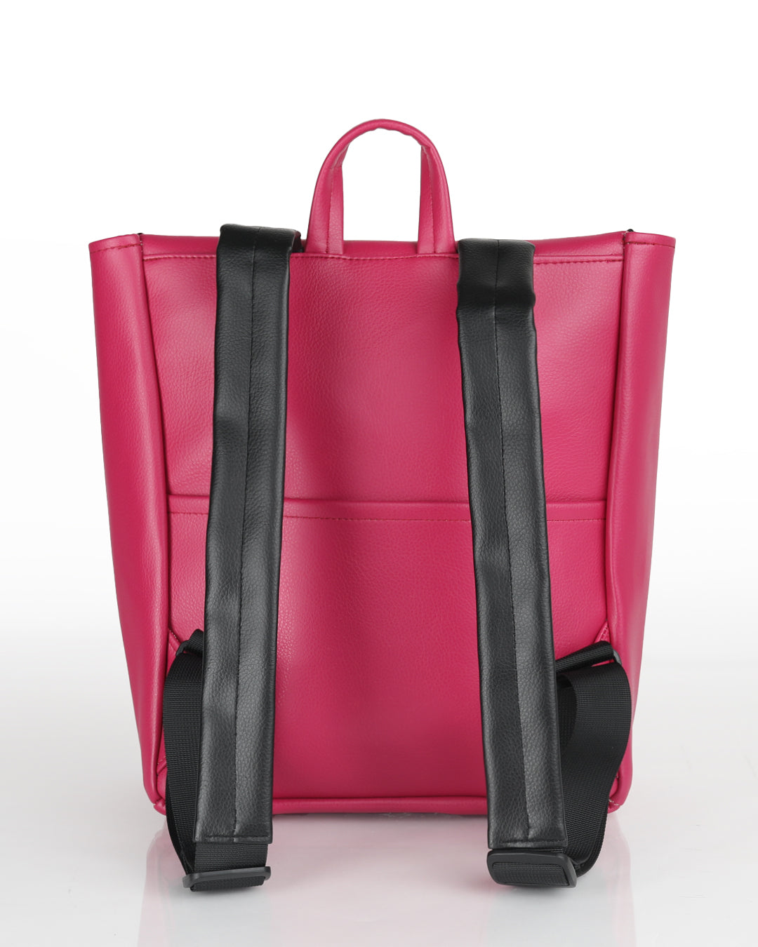 מיני טוקיו ורוד ברבי צילום אחורי, ניתן לראות את תא השליפה האחורה שלו והרצועות המרופדות לנוחות מקסימלית