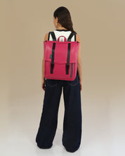 תיק גב ללפטופ טוקיו ורוד ברבי, תיק טבעוני לסטודנטים ולהייטקיסטים על דוגמנית.