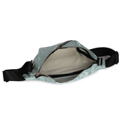 תא מרכזי מרווח של פאוץ' רובר XL - פאוץ' גדול לנשים ולגברים, נכנס בו אייפד, בקבוק מים ופריטים יומיומיים