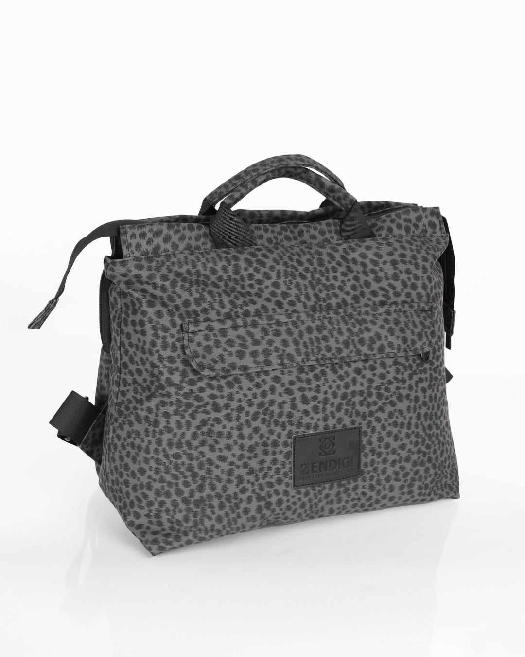 תיק גב מדריד אפור מנומר למחשב 14 אינץ', יומיומי, אורבני, טבעוני. מושלם לעבודה, לימודים, נסיעות ושימוש יומיומי – עם תא שהוא כיסוי מרופד ללפטופ ונוחות מקסימלית.