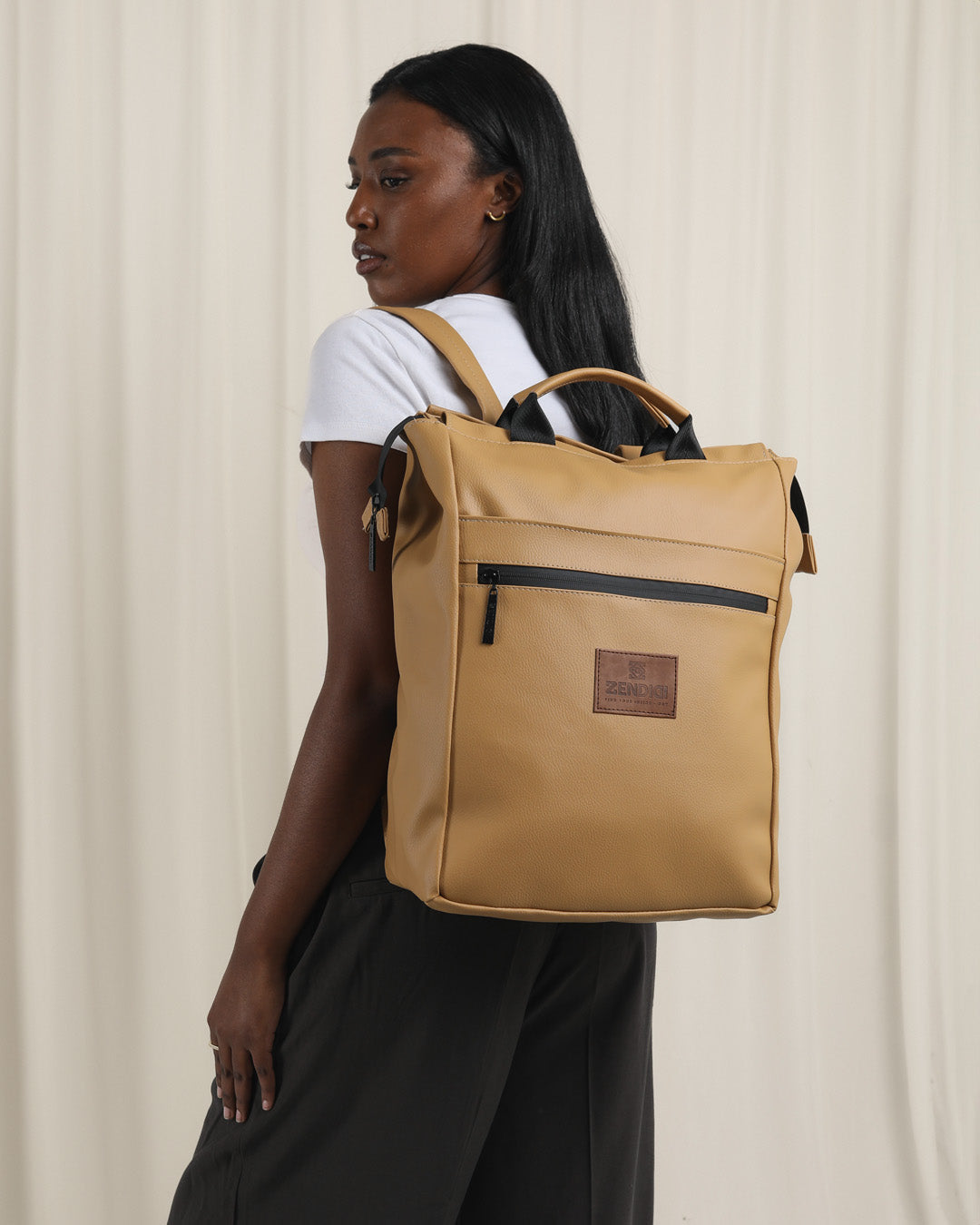 מילאנו - תיק לנשים | תיק לגברים | תיק גב למחשב | תיק ללפטופ | תיק טבעוני | תיק גב | תיק סטודנט לעבודה | תיק ללימודים | תיק גב לגבר | תיקים לנשים תיק גב לנשים